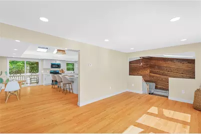 327 Shamrock Drive, Warwick, RI 02886 - Photo 5