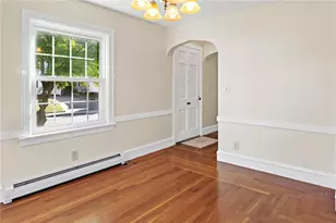 706 High St, Cumberland, RI 02864 - Photo 7