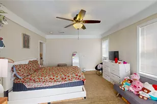 274 High St, Woonsocket, RI 02895 - Photo 13