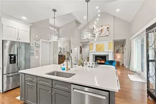 685 Curtis Corner Rd, South Kingstown, RI 02879 - Photo 9