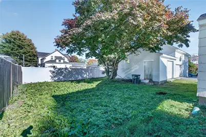 7 Belvedere Street, Johnston, RI 02919 - Photo 11