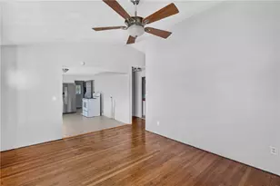 7 Belvedere St, Johnston, RI 02919 - Photo 17