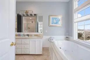 124 Memorial Blvd, Newport, RI 02840 - Photo 17