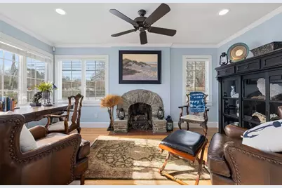 124 Memorial Boulevard, Newport, RI 02840 - Photo 13