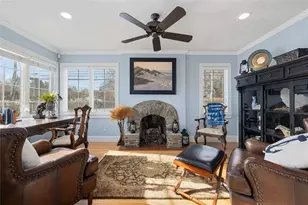 124 Memorial Blvd, Newport, RI 02840 - Photo 13