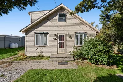 1031 Old Stafford Road, Tiverton, RI 02878 - Photo 3