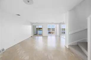 9 Poppasquash Rd, Bristol, RI 02809 - Photo 11