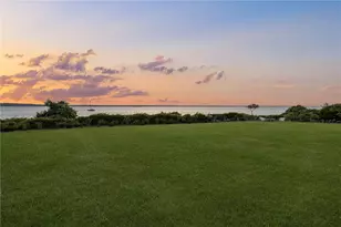 585 Seaside Dr, Jamestown, RI 02835 - Photo 7