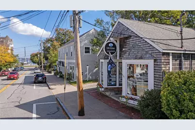 19 Narragansett Avenue, Jamestown, RI 02835 - Photo 1