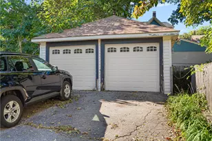 610 Hope St, Providence, RI 02906 - Photo 25