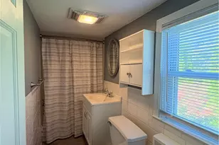 202 Enfield Ave, Providence, RI 02909 - Photo 5