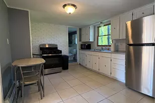 202 Enfield Ave, Providence, RI 02909 - Photo 3