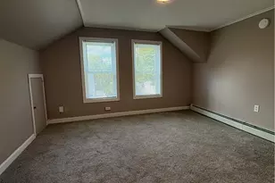 202 Enfield Ave, Providence, RI 02909 - Photo 9