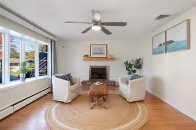 15 Charles Street, Barrington, RI 02806 - Photo 5