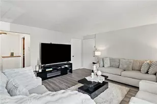 300 Smithfield Rd, North Providence, RI 02904 - Photo 11