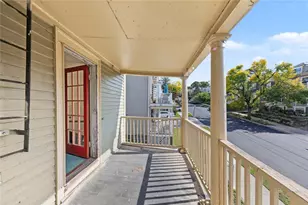 16 Duncan Ave, Providence, RI 02906 - Photo 21