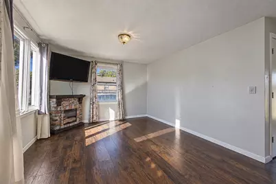10 Winter Street, Pawtucket, RI 02860 - Photo 9