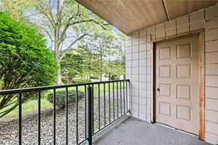 650 E Greenwich Ave, West Warwick, RI 02893 - Photo 23
