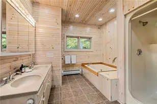 900 S Rd, East Greenwich, RI 02818 - Photo 27