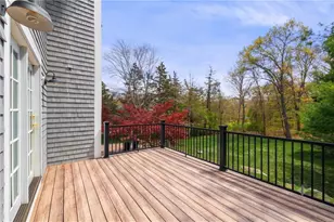 900 S Rd, East Greenwich, RI 02818 - Photo 11