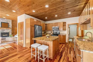 900 S Rd, East Greenwich, RI 02818 - Photo 15