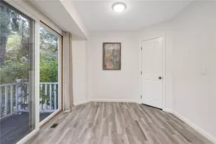 203 Dean Ridge Ct, Cranston, RI 02920 - Photo 19