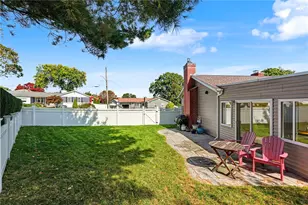 55 Frances Dr, Cranston, RI 02920 - Photo 5