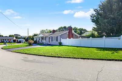 55 Frances Drive, Cranston, RI 02920 - Photo 3
