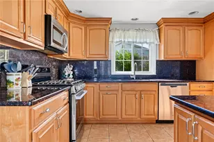 55 Frances Dr, Cranston, RI 02920 - Photo 21