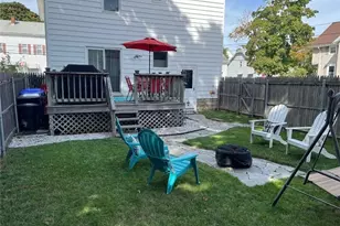 65 Darlingdale Ave, Pawtucket, RI 02961 - Photo 3