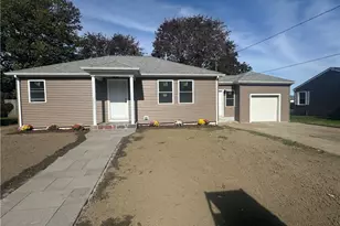 112 Durfee Rd, Tiverton, RI 02878 - Photo 1