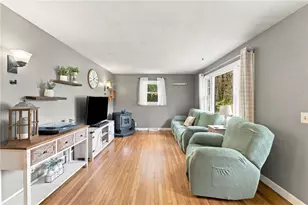 458 Field Hill Rd, Scituate, RI 02815 - Photo 7