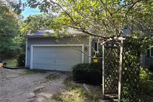 4615 S County Trail, Charlestown, RI 02813 - Photo 5