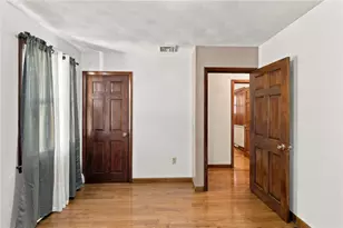 17 Brook St, West Warwick, RI 02893 - Photo 15