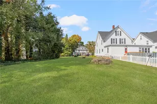 28 Homestead Ave, North Smithfield, RI 02896 - Photo 37
