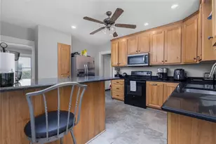 28 Homestead Ave, North Smithfield, RI 02896 - Photo 9