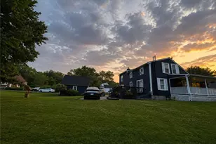 424 Buxton St, North Smithfield, RI 02896 - Photo 25