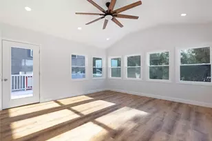 36 Kinnicutt Ave, Warren, RI 02885 - Photo 7