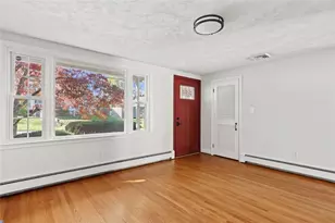 11 Beauregard Ave, Lincoln, RI 02865 - Photo 9