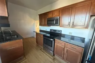 420 Angell St, Providence, RI 02906 - Photo 13