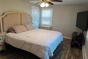 110 West St, West Warwick, RI 02893 - Photo 13