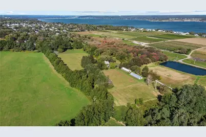 184 Glen Road, Portsmouth, RI 02871 - Photo 3