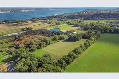 184 Glen Road, Portsmouth, RI 02871 - Photo 1