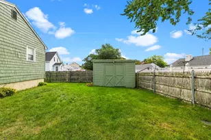 54 Royland Rd, Warwick, RI 02889 - Photo 23