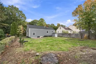 80 Roland St, Cumberland, RI 02864 - Photo 19