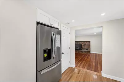 291 Groveland Avenue, Warwick, RI 02886 - Photo 5