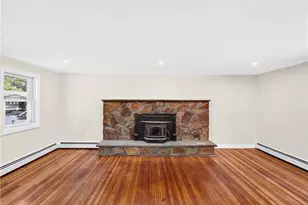 291 Groveland Ave, Warwick, RI 02886 - Photo 7