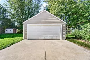 291 Groveland Ave, Warwick, RI 02886 - Photo 43