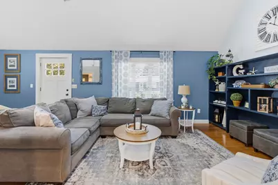 22 King Phillip Street, Portsmouth, RI 02871 - Photo 7