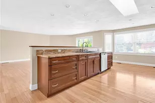550 Seven Mile Rd, Scituate, RI 02831 - Photo 13